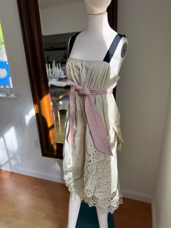 Hoss Intropia Dresses & Skirts - Cream Eyelet Midi Dress with Pink Waist Tie and Black Shoulder Straps